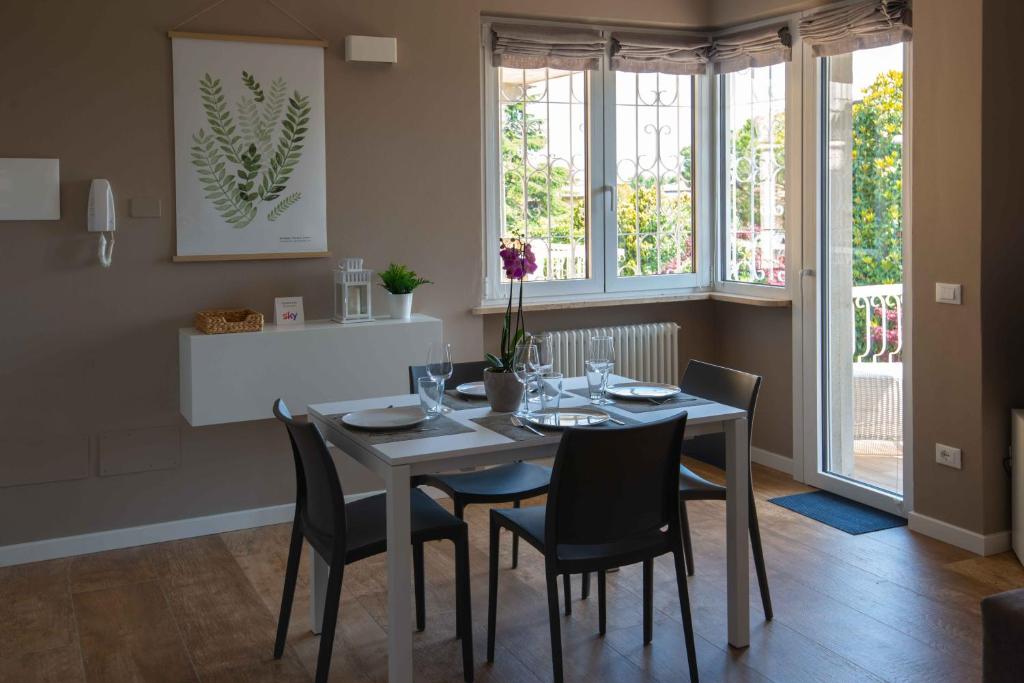 Sirmio Apartments Sirmione